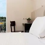 Ξενοδοχείο Louloudis Boutique (adults Only) 3*