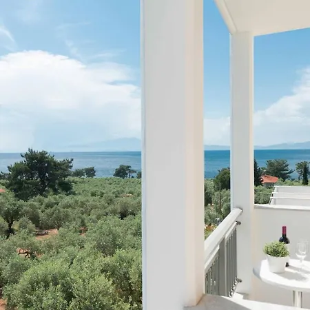 Louloudis Boutique (adults Only) 3*