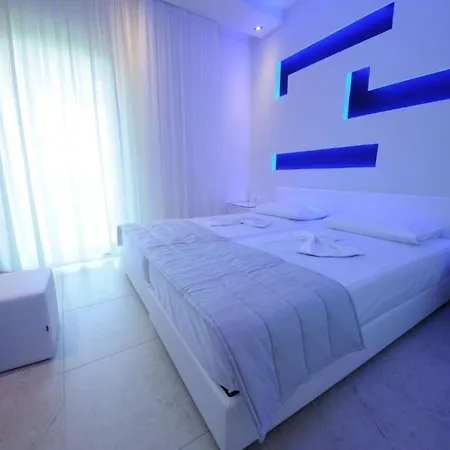Louloudis Boutique (adults Only) 3*