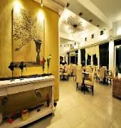 Отель Louloudis Boutique (adults Only)