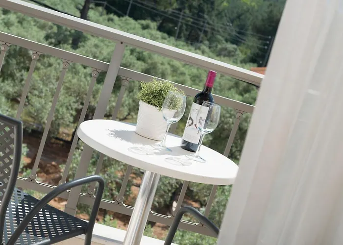 Louloudis Boutique (adults Only) 3*