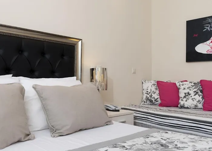 Louloudis Boutique (adults Only) Otel