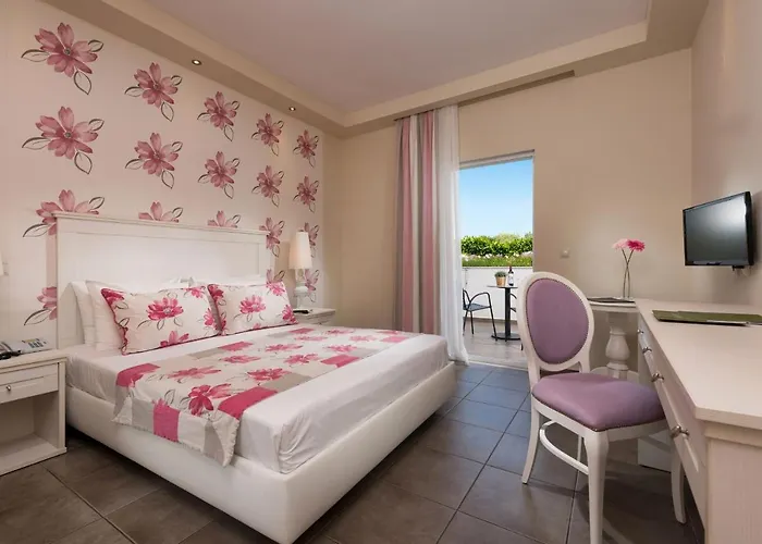 Louloudis Boutique (adults Only) 3*