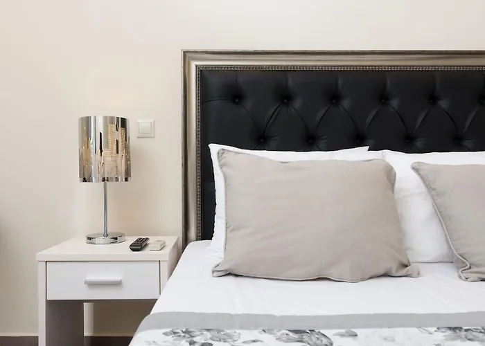 Louloudis Boutique (adults Only) 3*